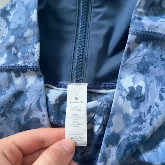 Run with the Waves Crop 21" - Picture 5 of 8